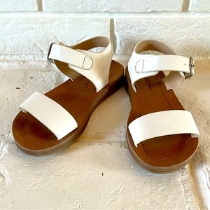 Cat & Jack- Girls White Faux Leather Sandals